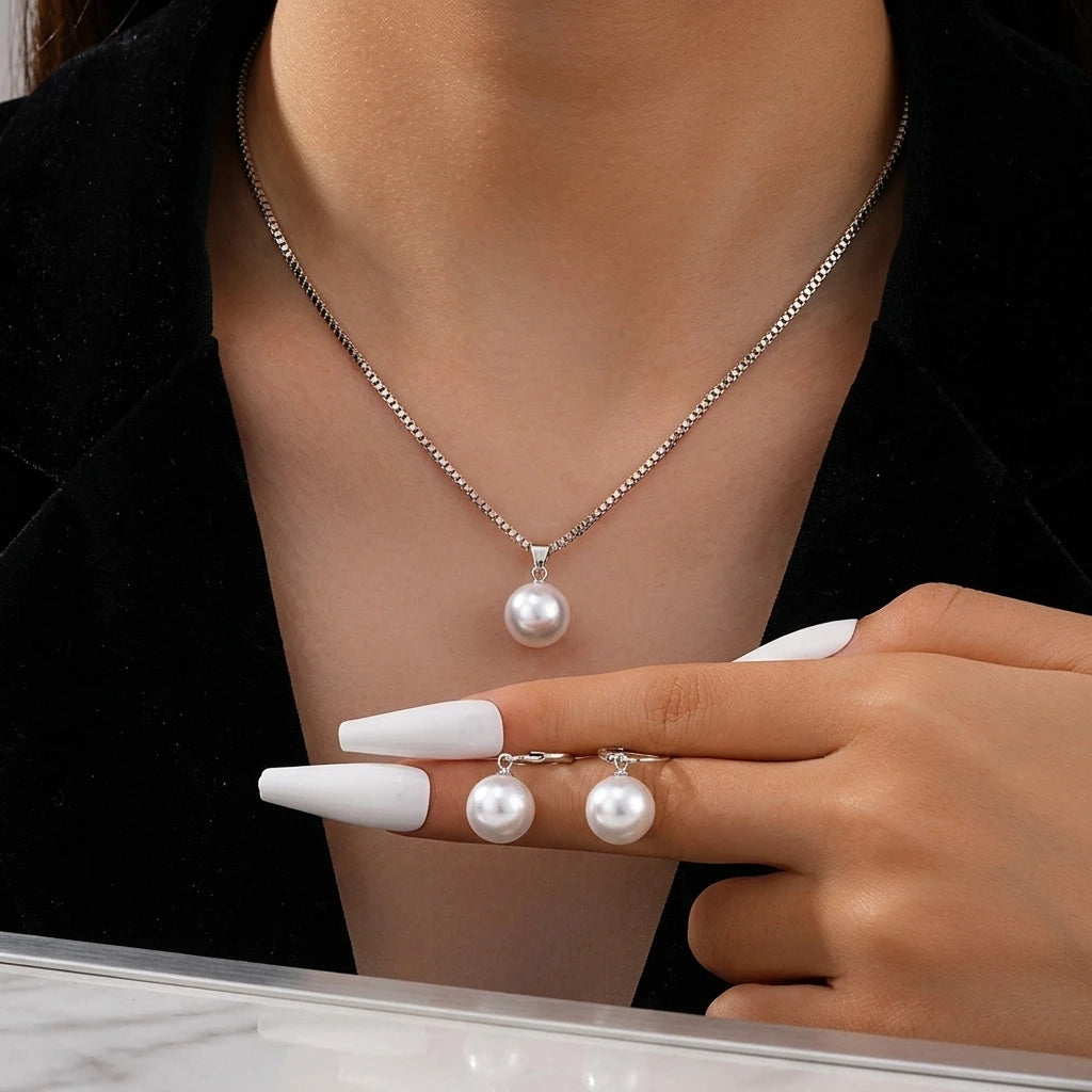 Elegant Teardrop Necklace & Earrings Jewelry Set
