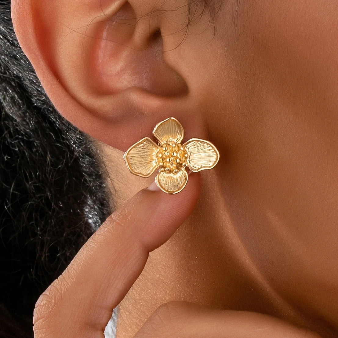 Gold-Plated 3D Flower Stud Earrings – Colorful Statement Jewelry