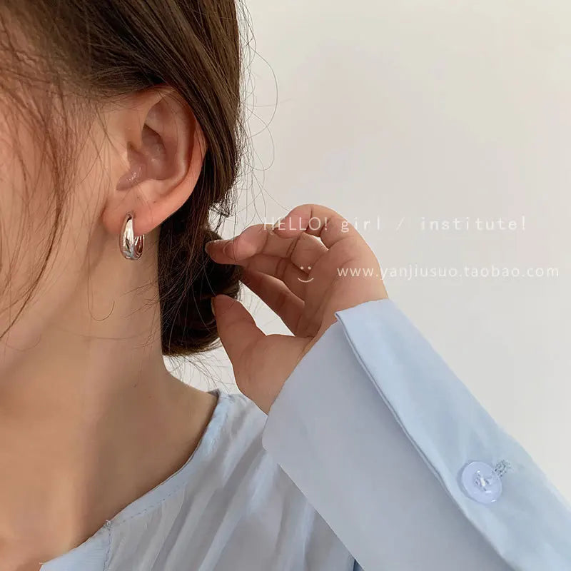 Chunky Stainless Steel Hoop Earrings – Classic Minimalist Style