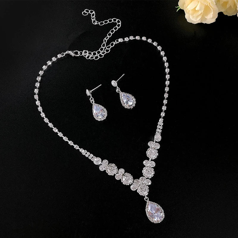 Elegant Teardrop Necklace & Earrings Jewelry Set